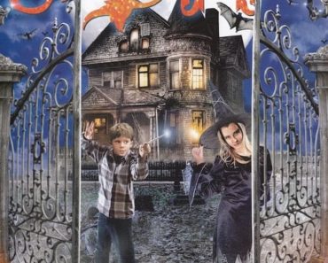 Download Spooky House (2002) Dual Audio (Hindi-English) 480p [350MB] || 720p [1.1GB]