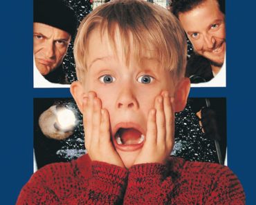 Download Home Alone (1990) {Hindi-English} Bluray 480p [345MB] || 720p [935MB] || 1080p [2.1GB]