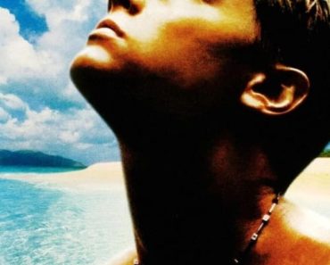 Download The Beach (2000) Dual Audio (Hindi-English) 480p [400MB] || 720p [1GB]