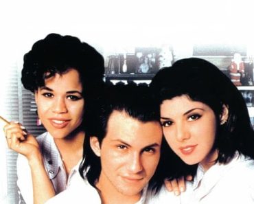 Download Untamed Heart (1993) {English With Subtitles} 480p [400MB] || 720p [850MB]