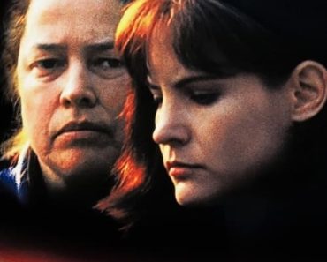 Download Dolores Claiborne (1995) {English With Subtitles} 480p [550MB] || 720p [1.2GB]