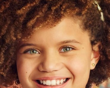 Download Appletv+ Amber Brown (Season 1) {English With Subtitles} WeB-DL 720p 10Bit [200MB] || 1080p [1.6GB]
