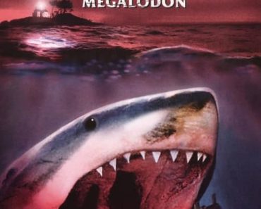 Download Shark Attack 3: Megalodon (2002) Dual Audio (Hindi-English) 480p [300MB] || 720p [1GB]