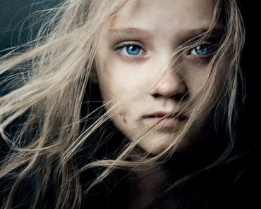 Download Les Misérables (2012) {English With Subtitles} BluRay 480p [500MB] || 720p [1.3GB] || 1080p [4.1GB]