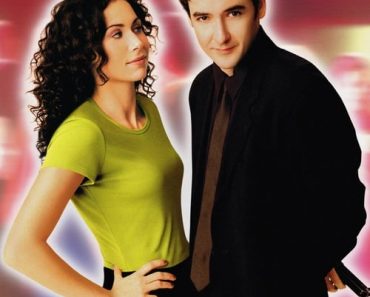 Download Grosse Pointe Blank (1997) {English With Subtitles} 480p [400MB] || 720p [850MB]