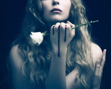 Download The White Princess (Season 1) {English With Subtitles} Blu-Ray 720p [300MB] || 1080p [1.1GB]