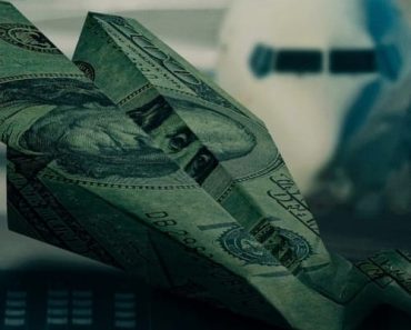 Download Downfall: The Case Against Boeing (2022) {English With Subtitles} Web-DL 480p [300MB] || 720p [700MB] || 1080p [2.9GB]