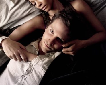 Download The Words (2012) {English With Subtitles} 480p [450MB] || 720p [800MB] || 1080p [1.6GB]
