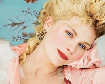 Download Marie Antoinette (2006) {English With Subtitles} BluRay 480p [500MB] || 720p [1.0GB] || 1080p [2.0GB]