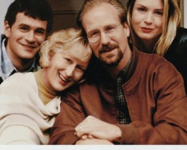 Download One True Thing (1998) {English With Subtitles} 480p [450MB] || 720p [950MB]