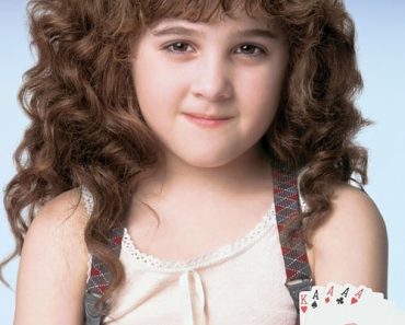 Download Curly Sue (1991) {English With Subtitles} 480p [400MB] || 720p [900MB]