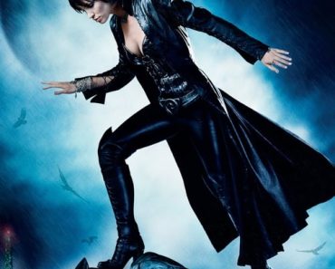 Download Birds Of Prey Season 1 (English Audio) Esubs WeB-DL 720p [350MB] || 1080p [850MB]