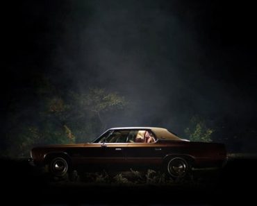 Download It Follows (2014) {English With Subtitles} BluRay 480p [300MB] || 720p [700MB] || 1080p [1.5GB]