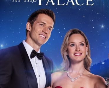 Download Christmas At The Palace (2018) Dual Audio (Hindi-English) Msubs WEB-DL 480p [300MB] || 720p [800MB] || 1080p [1.8GB]