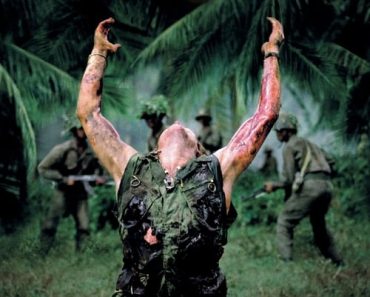 Download Platoon (1986) {English With Subtitles} 480p [500MB] || 720p [1.1GB] || 1080p [2.8GB]