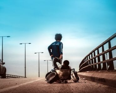 Download Capernaum (2018) {Arabic With English Subtitles} BluRay 480p [400MB] || 720p [900MB] || 1080p [2.7GB]