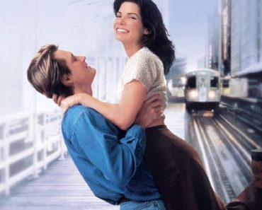 Download While You Were Sleeping (1995) {English With Subtitles} 480p [400MB] || 720p [900MB]