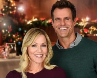 Download A Kindhearted Christmas (2021) {English With Subtitles} 480p [250MB] || 720p [700MB] || 1080p [1.6GB]