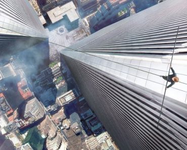 Download The Walk (2015) Dual Audio {Hindi-English} BluRay ESubs 480p [410MB] || 720p [1.1GB] || 1080p [2.6GB]