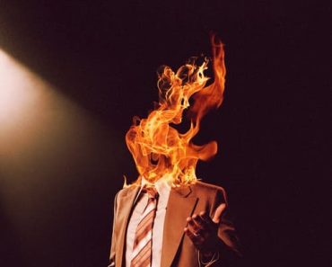 Download Late Night With The Devil (2023) {English With Subtitles} 480p [300MB] || 720p [800MB] || 1080p [1.8GB]