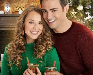 Download Christmas Made To Order (2018) (English Audio) Esubs WeB-DL 480p [255MB] || 720p [690MB] || 1080p [1.7GB]