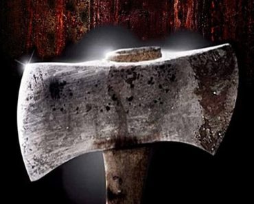 Download Hatchet (2006) {English With Subtitles} 480p [300MB] || 720p [800MB]