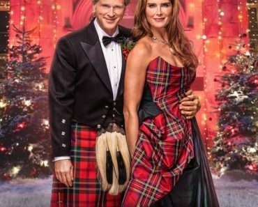 Download A Castle For Christmas (2021) Dual Audio {Hindi-English} WeB-DL HD 480p [300MB] || 720p [800MB] || 1080p [2.1GB]