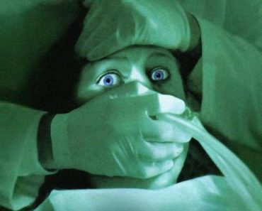 Download The Dentist 2 (1998) {English With Subtitles} 480p [350MB] || 720p [700MB]
