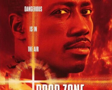 Download Drop Zone (1994) Dual Audio {Hindi-English} Esubs BluRay 480p [396MB] || 720p [914MB] || 1080p [2.0GB]