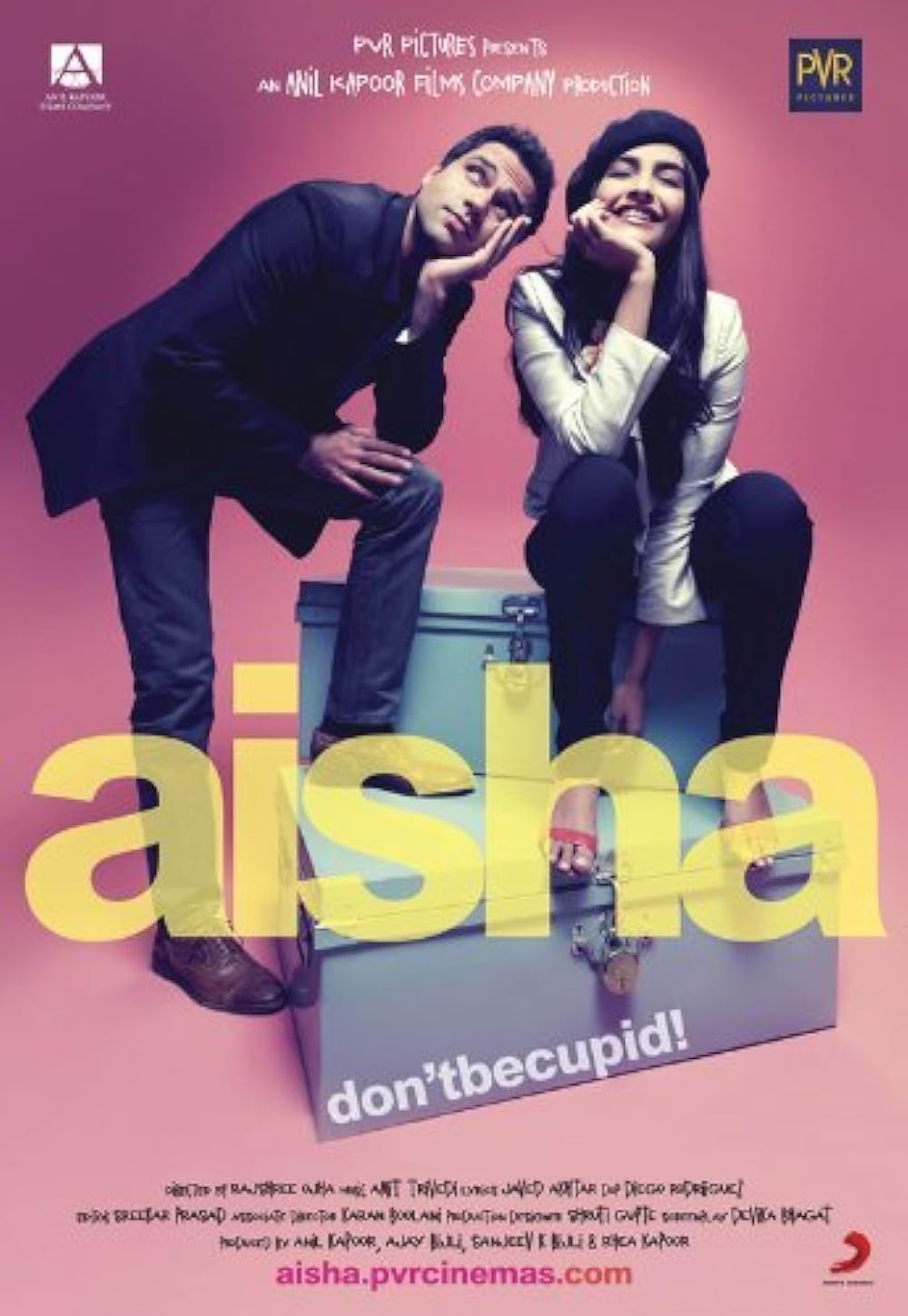 Download Aisha (2010) Hindi Movie Bluray || 480p [400MB] || 720p [1.2GB]