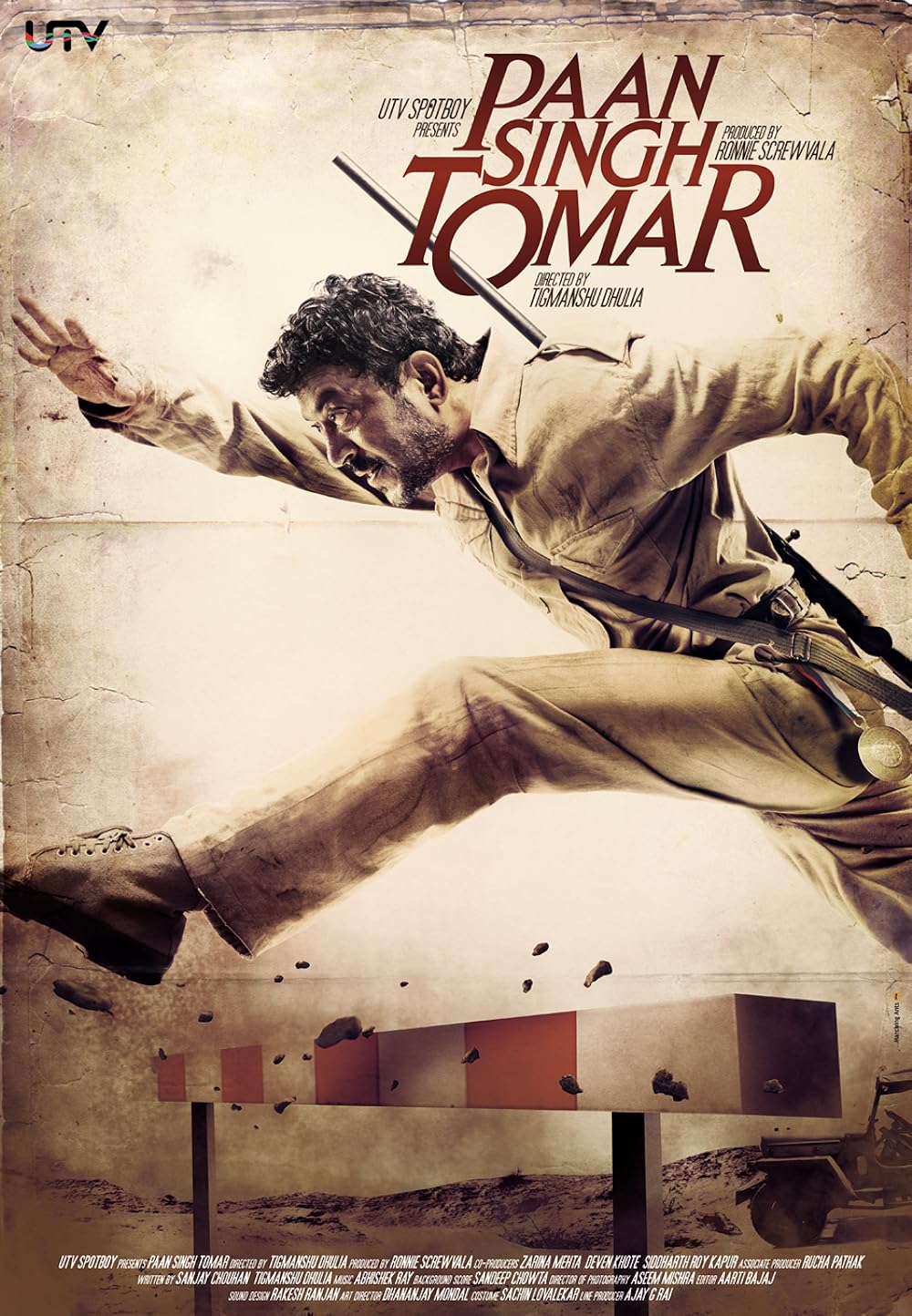 Download Paan Singh Tomar (2012) Hindi Movie Bluray || 720p [1GB] || 1080p [2.5GB]